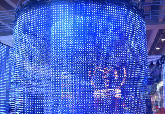 Su geçirmez Yumuşak LED Mesh Video Ekranı RGB 50mm DMX512 160 Derece İçeride Ekran için