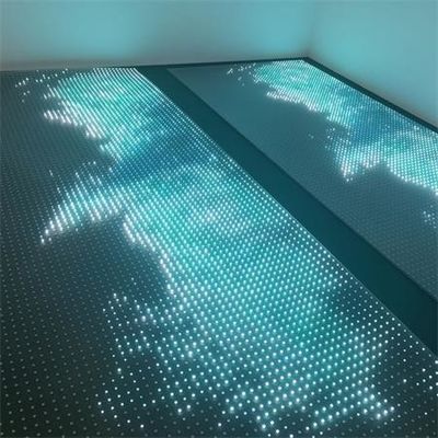 Esnek Şeffaf LED Film Reklam LED Ekran Yapışkan Süper İnce LED Ekran P6.25 P8 P10 P16 P20
